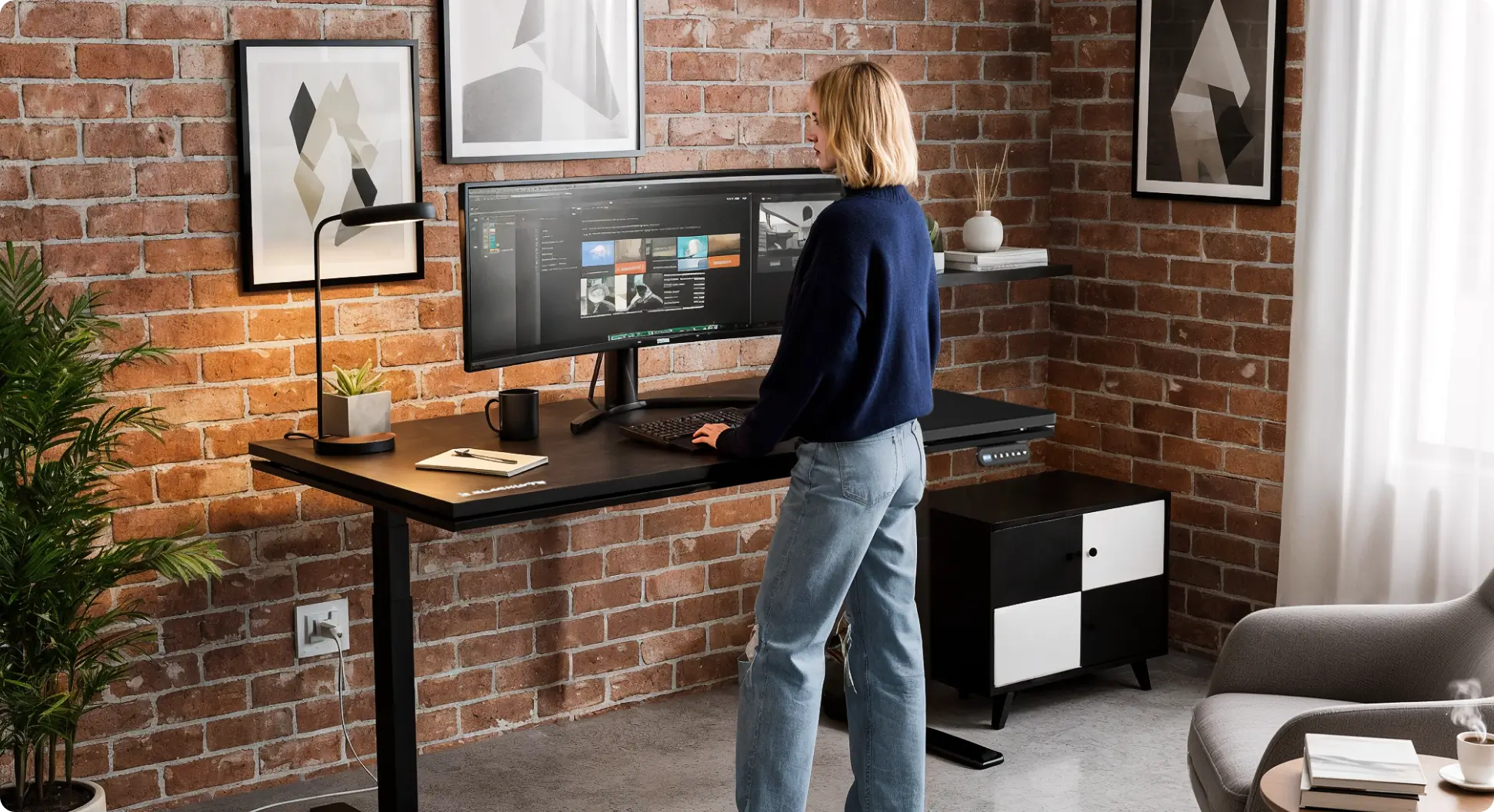 Atlas Lite Standing Desk