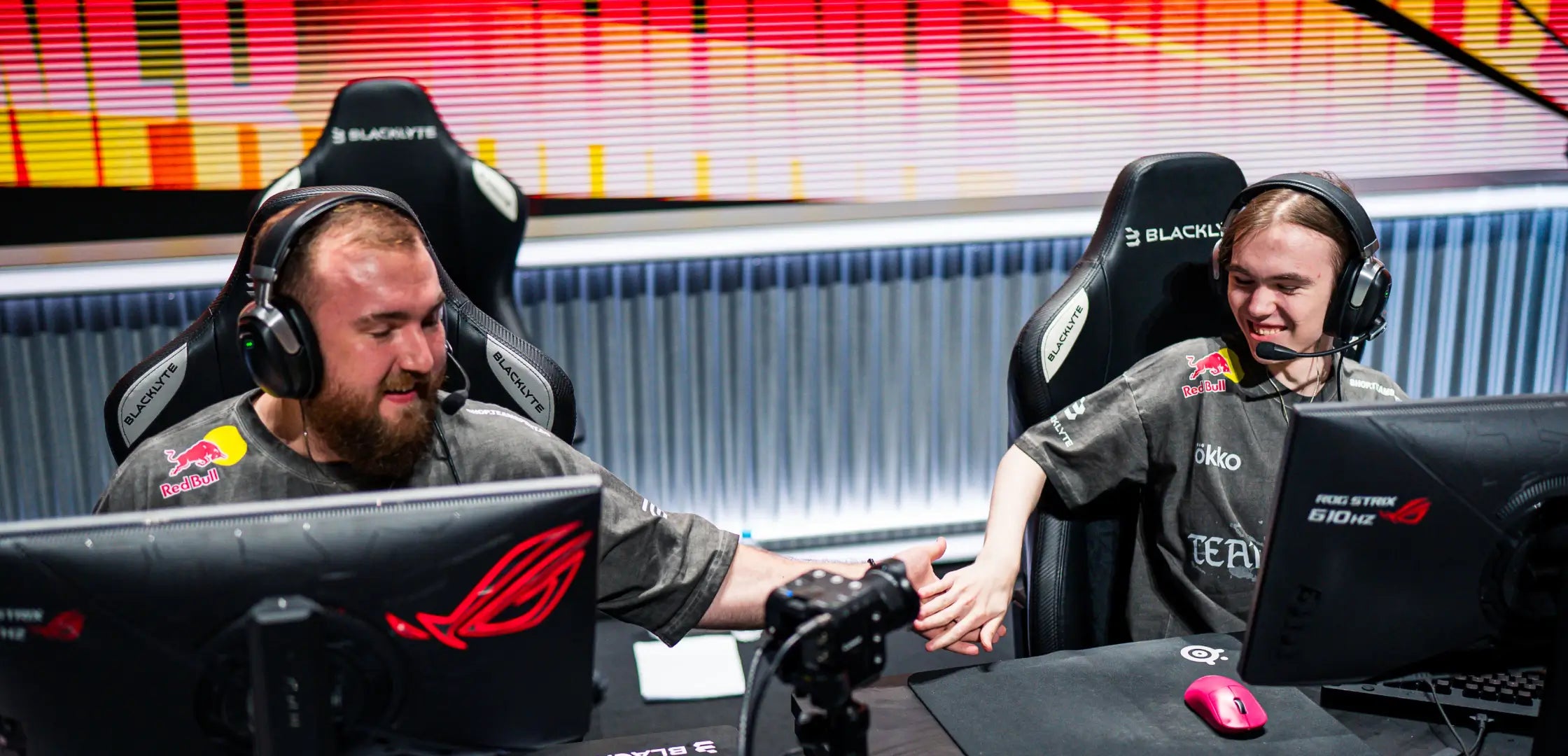 ELEGANCE THAT DEMANDS A SECOND GLANCE