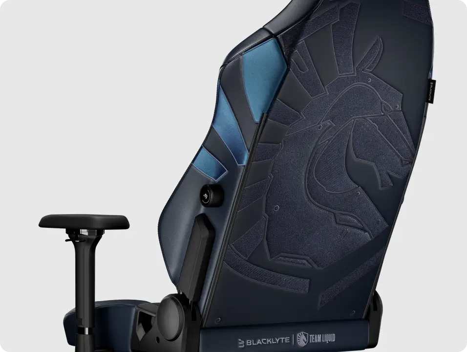 Professional esports Liquid gaming chair with reclining back